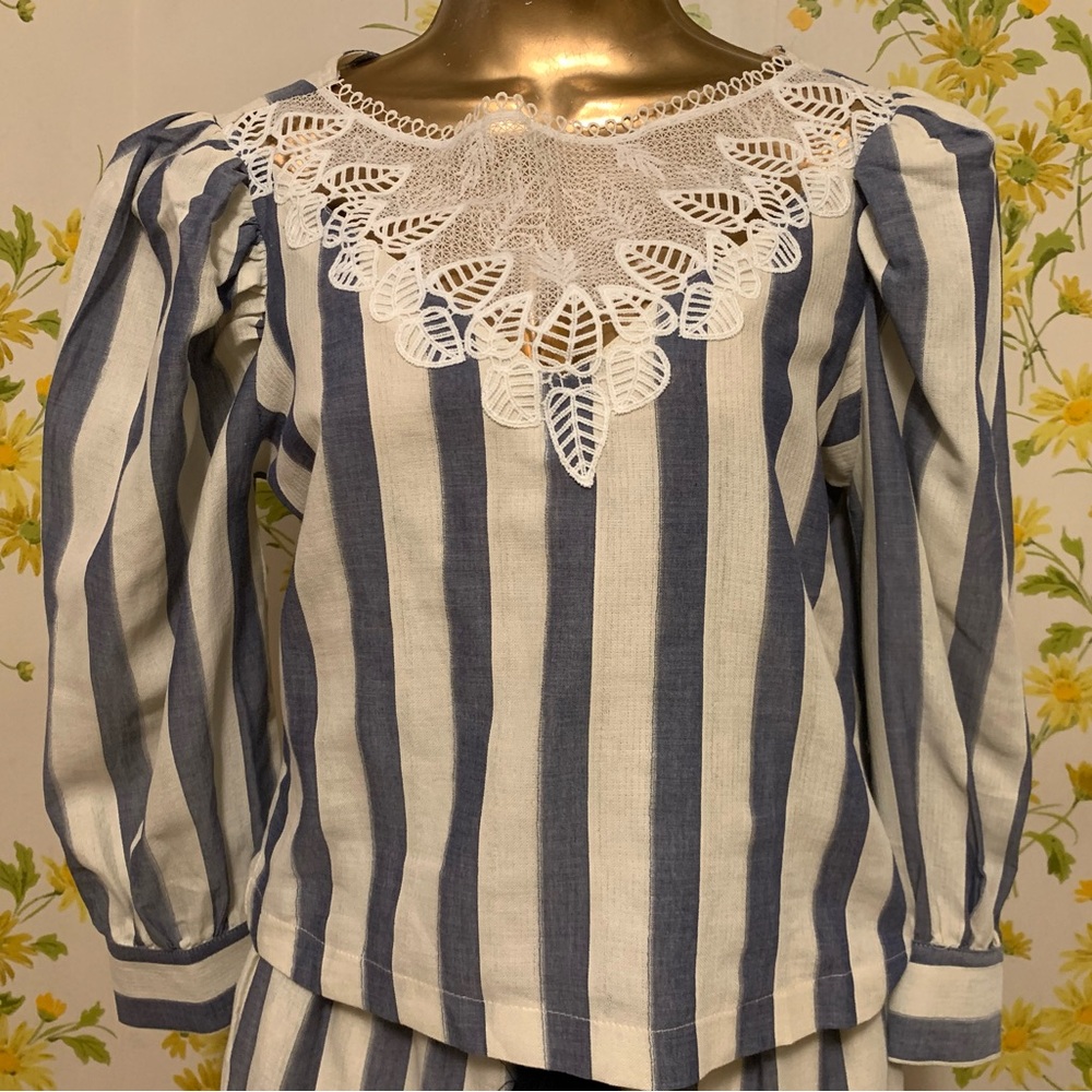 Blue & cream Striped Lace-Trim Women's Top size S